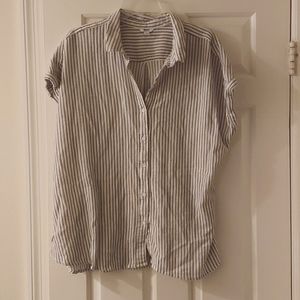 White and green textured button up t shirt